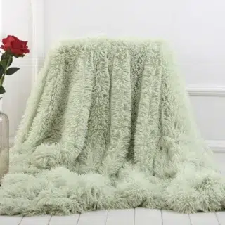 Couverture en fausse fourrure vert menthe